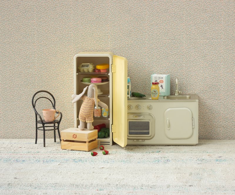 Chair with Armrest, Miniature