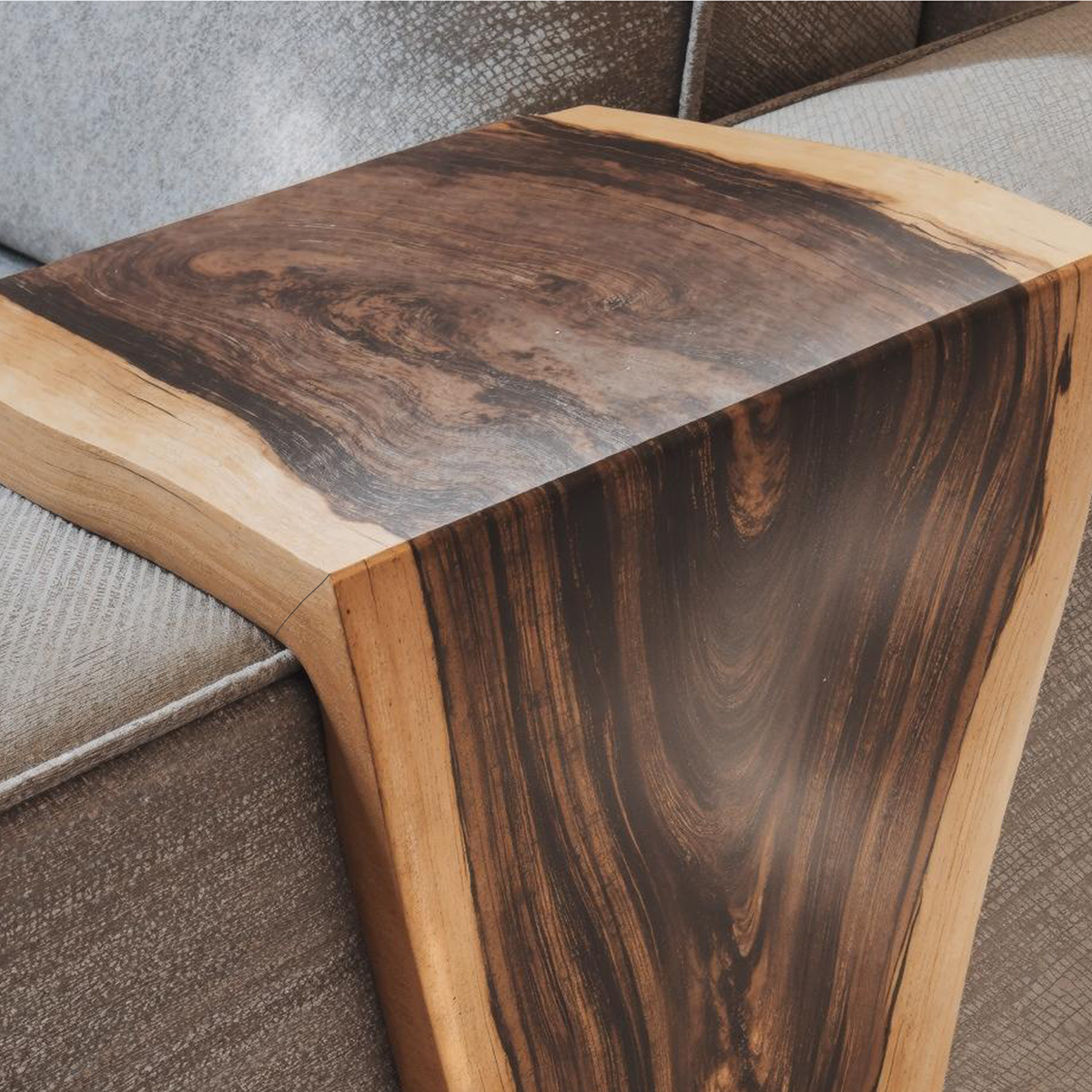 Handmade Armrest Table For Sofa With Natural Wood Design SILDTAR007